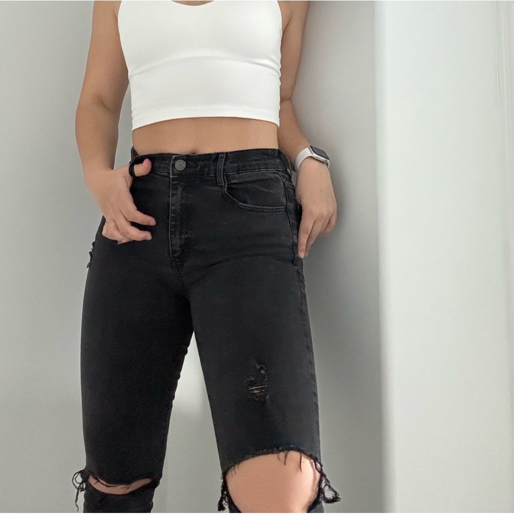 Women's Black Distressed Jeans